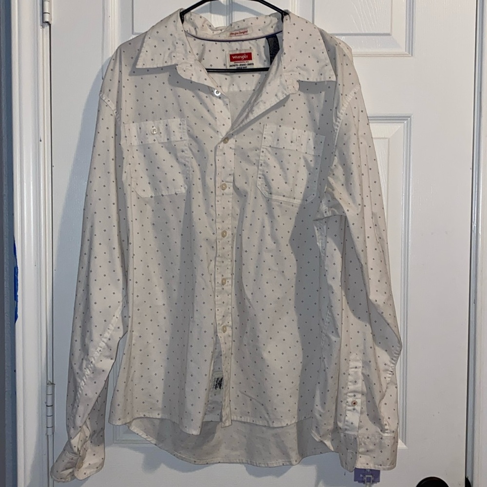 Men’s Xl shirt